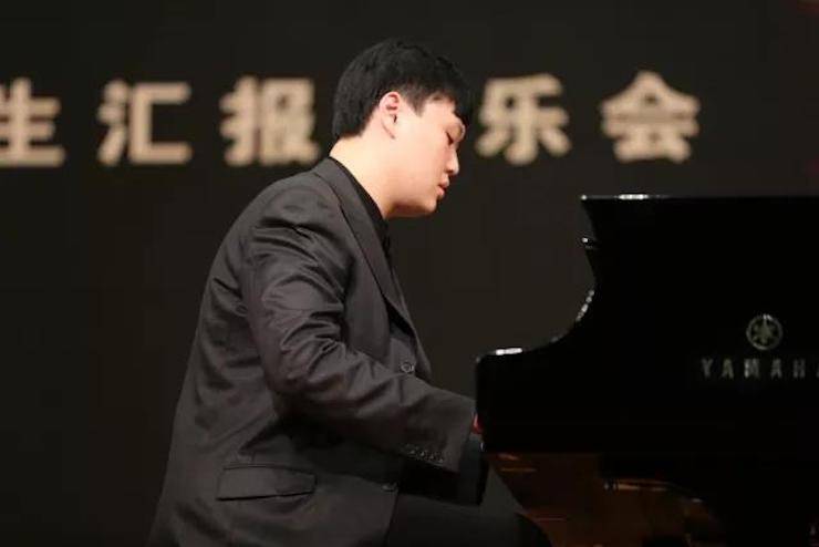 奏响青春旋律，添彩艺术人生|2017狗万亚洲音乐奖学金综合师范类院系全国汇报音乐会（第一。┰猜淠