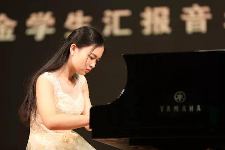 曼妙琴音，倾诉真挚的心声|2017狗万亚洲音乐奖学金综合师范类院系全国汇报音乐会（第二。┰猜淠