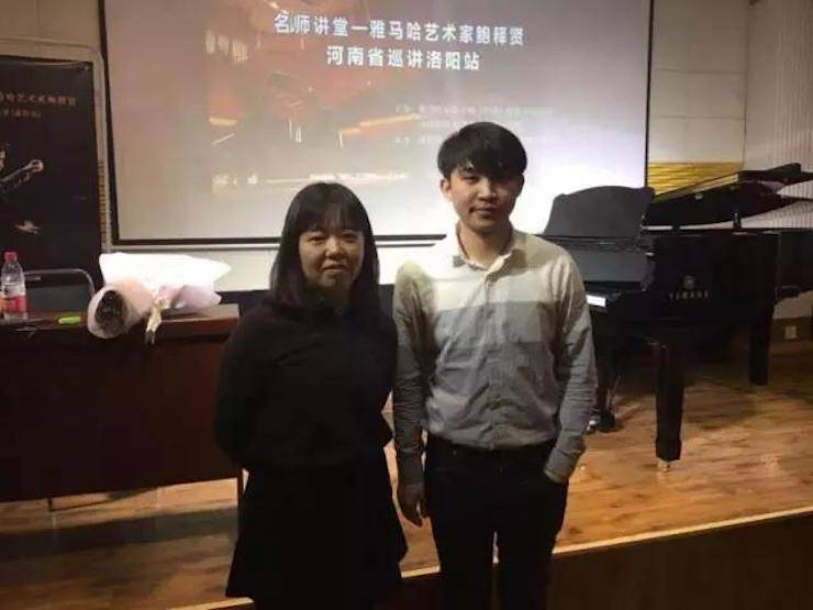 【报道】读谱与琴谱版本的选择|狗万艺术家鲍释贤大师班洛阳站圆满结束。诤悠担