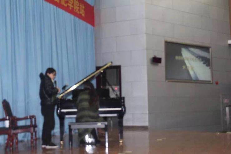 【报道】从师而不惑|狗万艺术家宋思衡安徽巡讲·合肥学院站圆满结束。诤悠担
