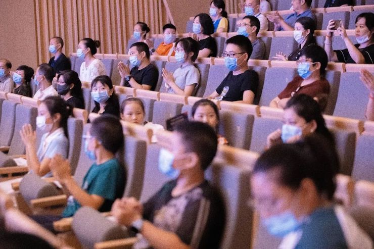 活动报道 | “科技助力，跨越时空”，小鹿纯子携手刘明康共享中日音乐盛宴