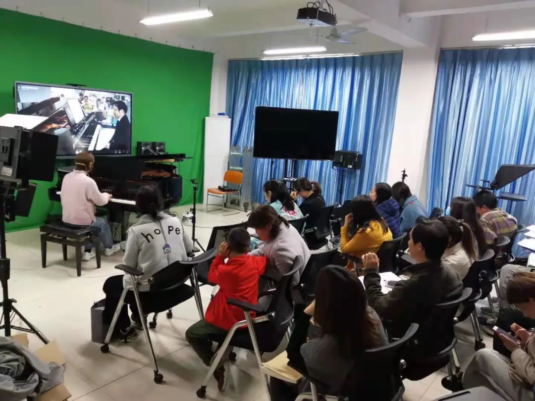 科技助力音乐教学，牵手大师零距离大师课