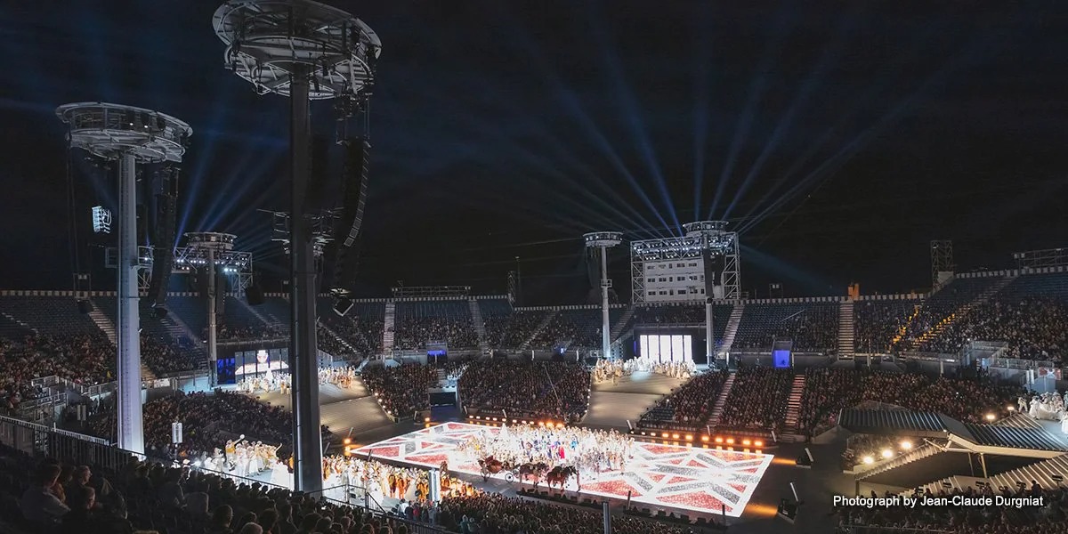 葡萄酒、无线和歌曲：11套狗万数字混音系统确保“一代人一次”的瑞士奇观让人沉醉